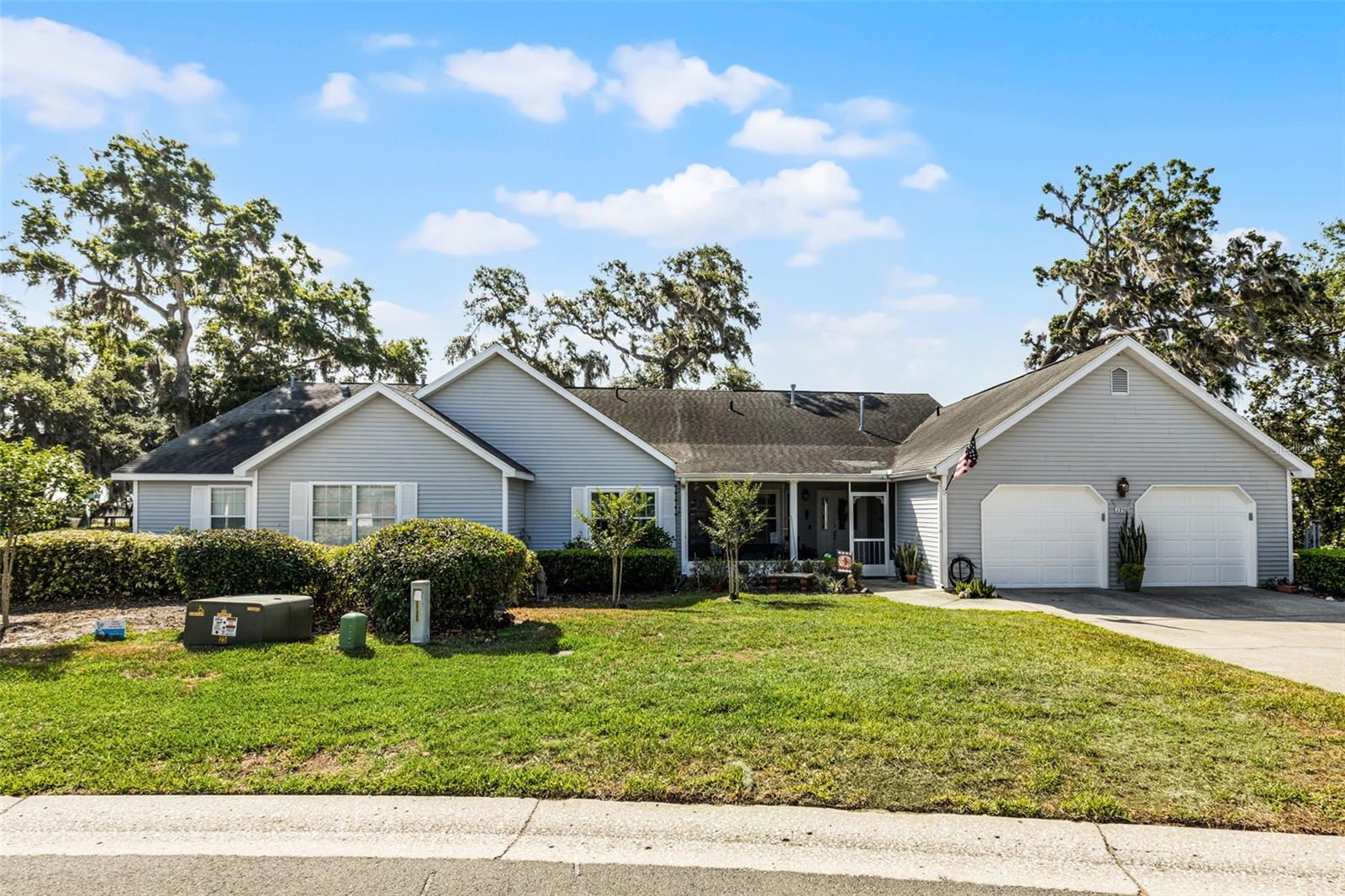 1350 MOSSWOOD DR, LEESBURG, FL, 34748