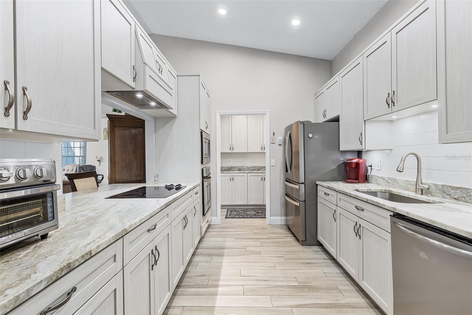 1350 MOSSWOOD DR, LEESBURG, FL, 34748