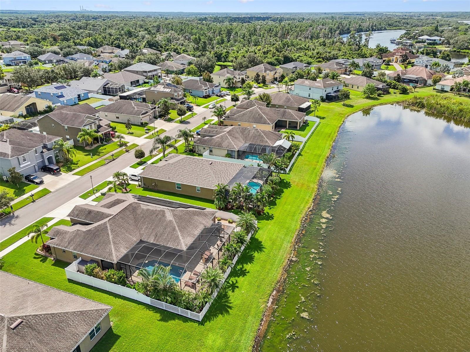 2417 CUMBERLAND CLIFF DR, RUSKIN, FL, 33570