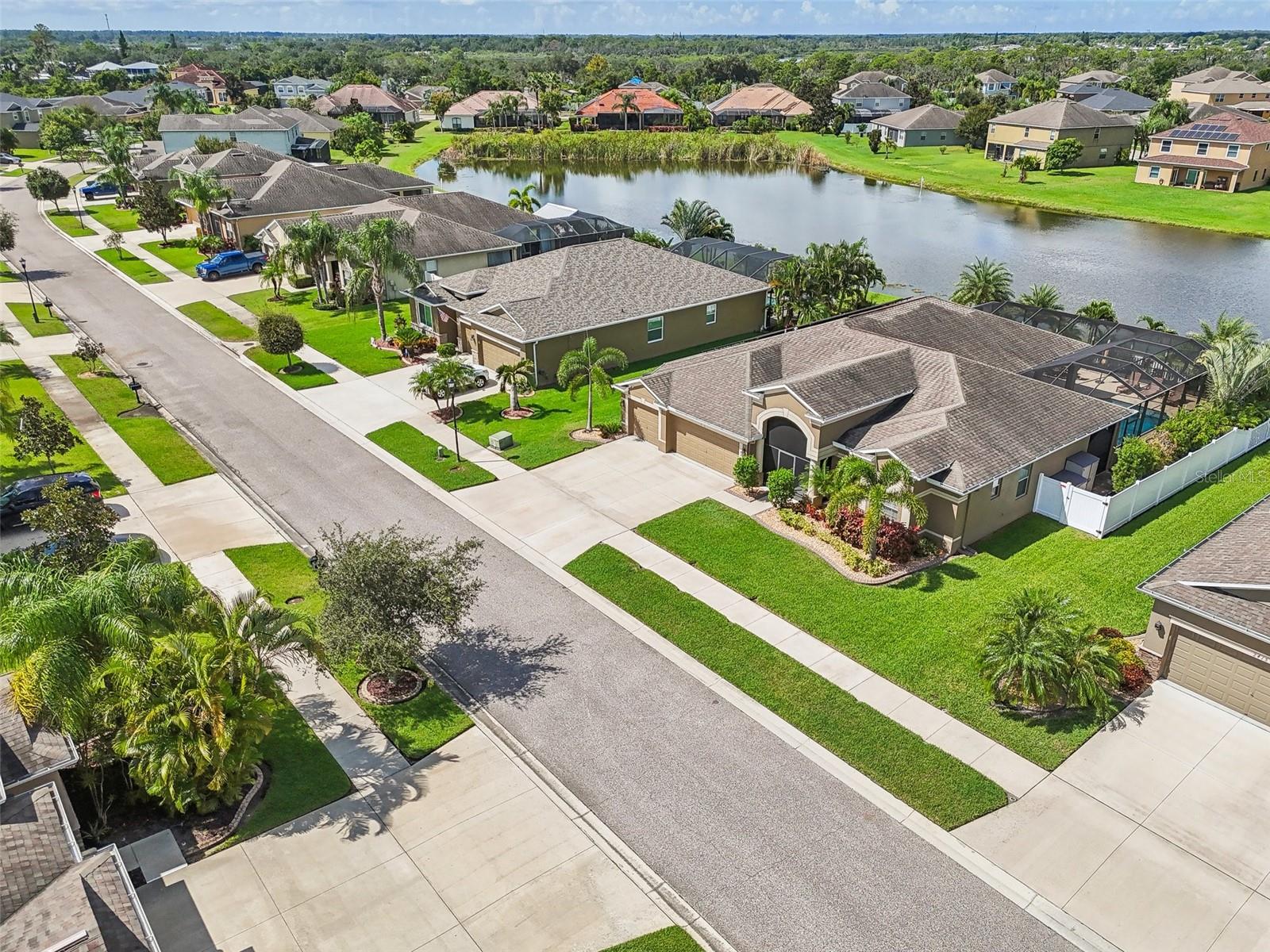 2417 CUMBERLAND CLIFF DR, RUSKIN, FL, 33570