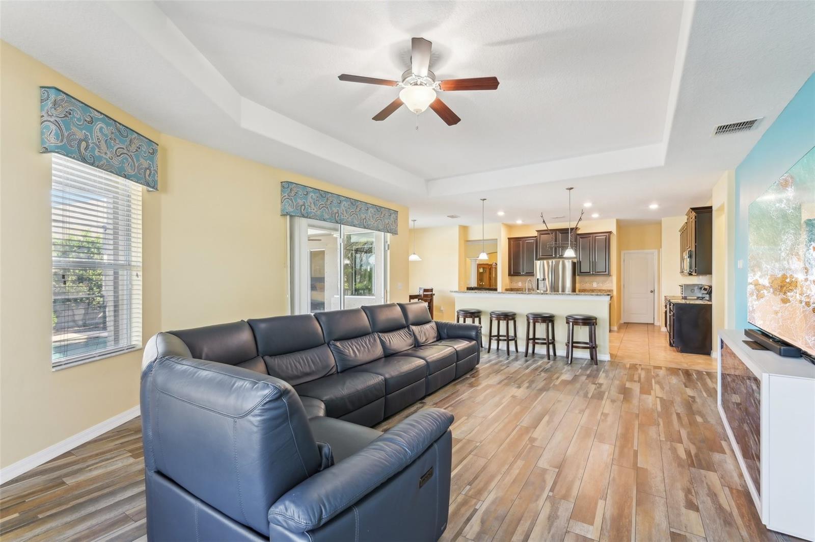 2417 CUMBERLAND CLIFF DR, RUSKIN, FL, 33570