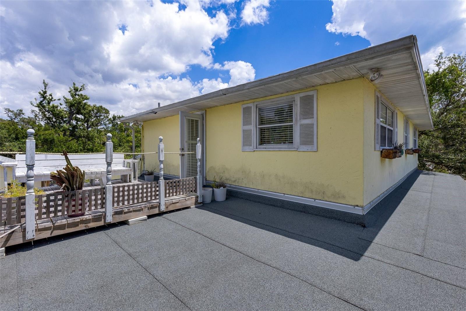 2165 LEMON AVE, ENGLEWOOD, FL, 34223