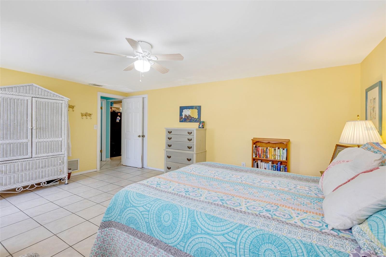 2165 LEMON AVE, ENGLEWOOD, FL, 34223