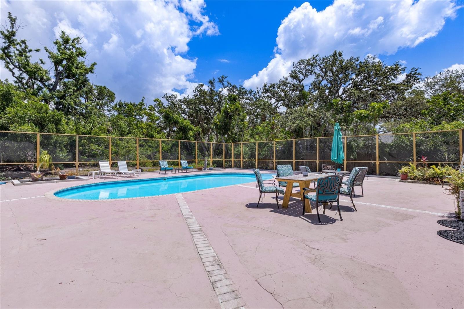 2165 LEMON AVE, ENGLEWOOD, FL, 34223