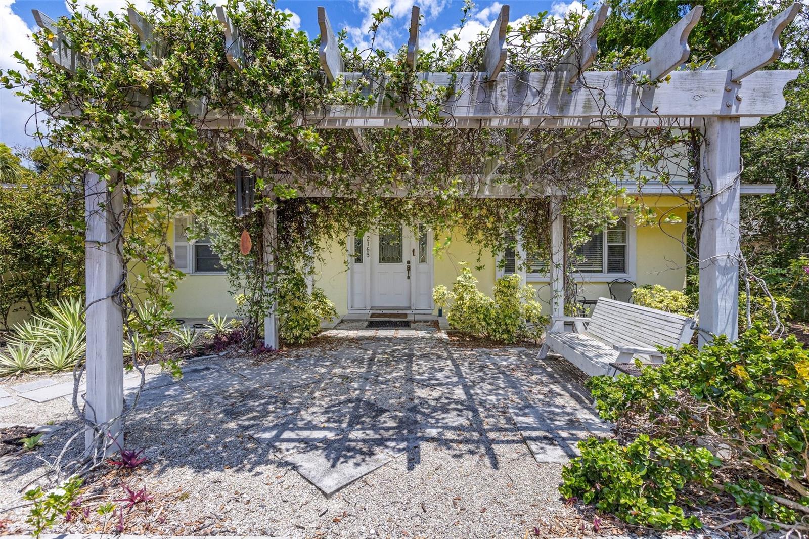 2165 LEMON AVE, ENGLEWOOD, FL, 34223