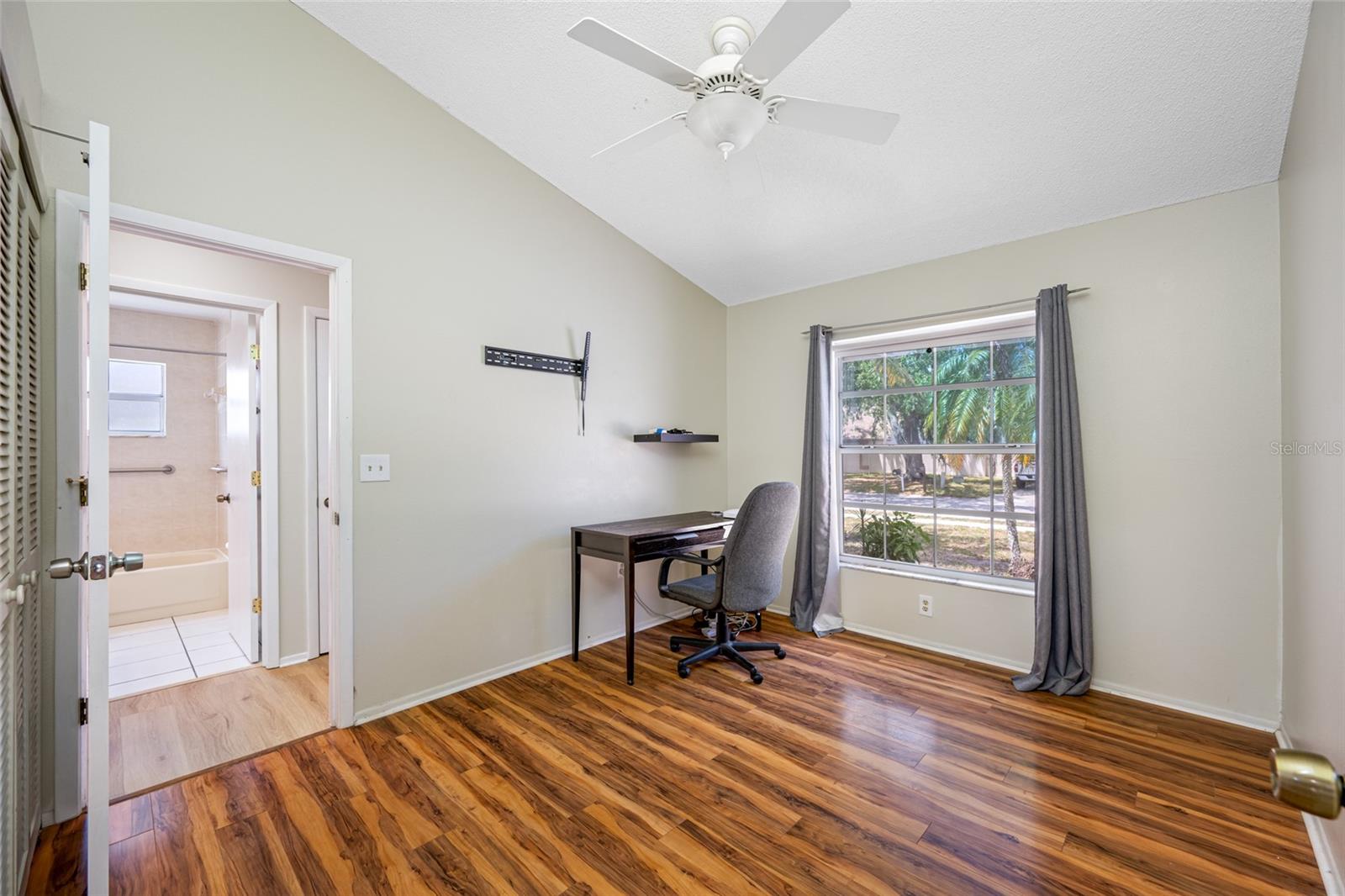 709 47TH ST E, BRADENTON, FL, 34208