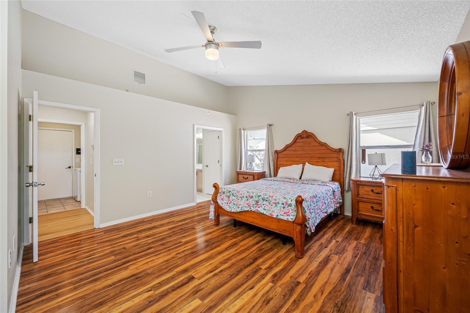 709 47TH ST E, BRADENTON, FL, 34208