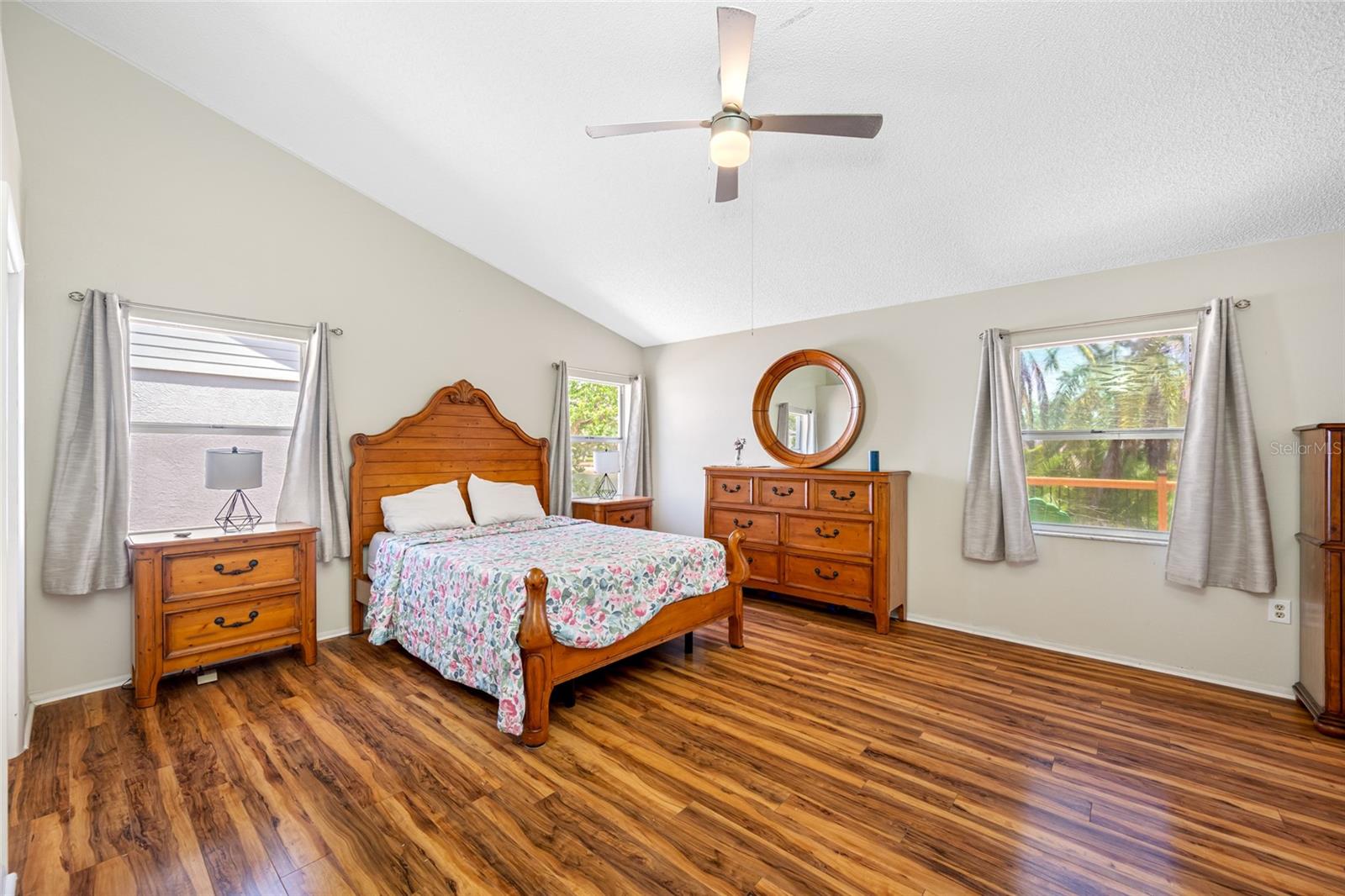 709 47TH ST E, BRADENTON, FL, 34208