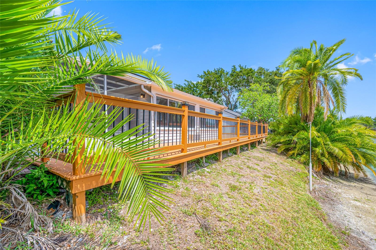 709 47TH ST E, BRADENTON, FL, 34208