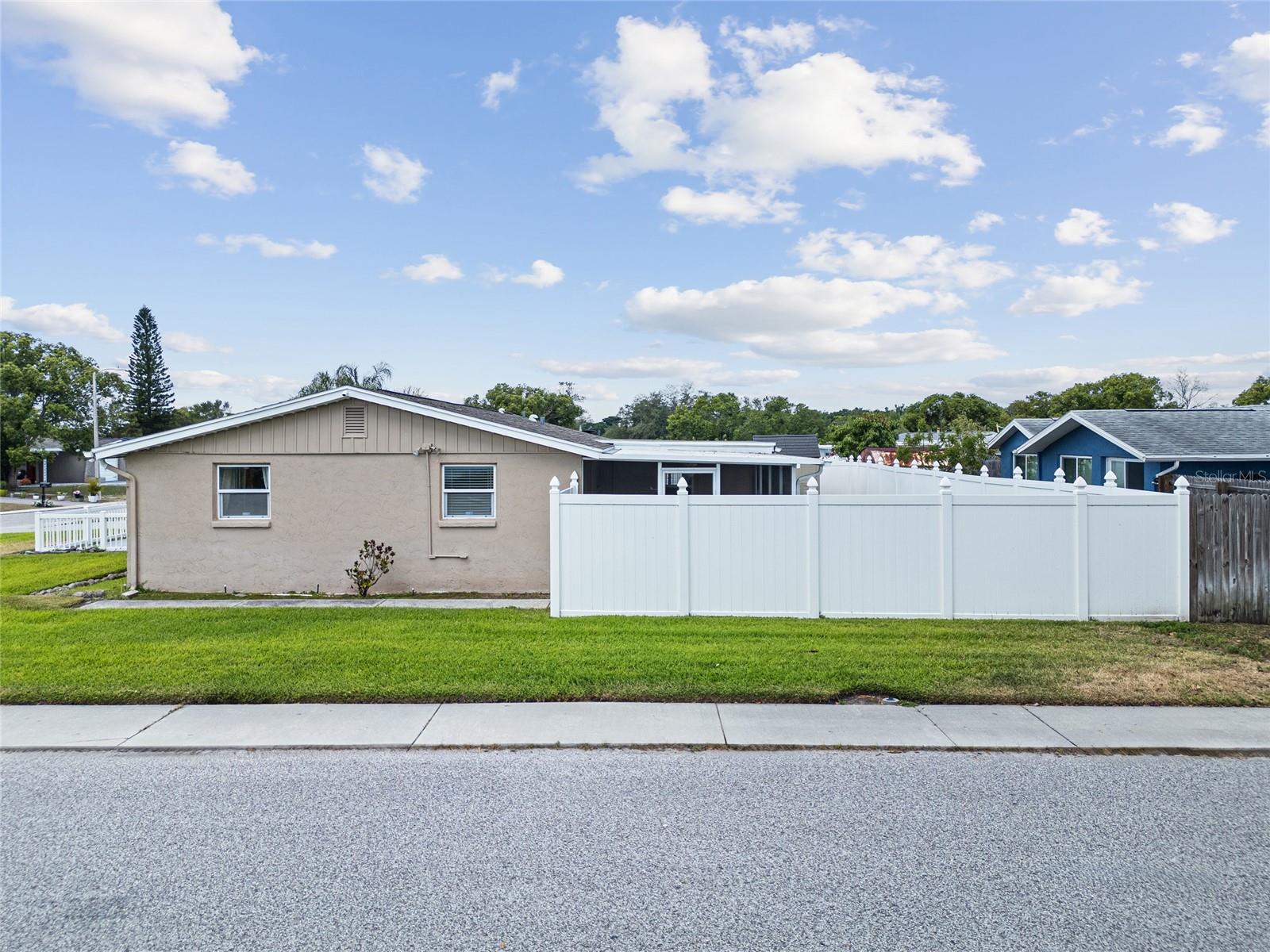 5821 THRUSH DR, NEW PORT RICHEY, FL, 34652