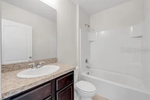 724 LAKE CUMMINGS BLVD, LAKE ALFRED, FL, 33850