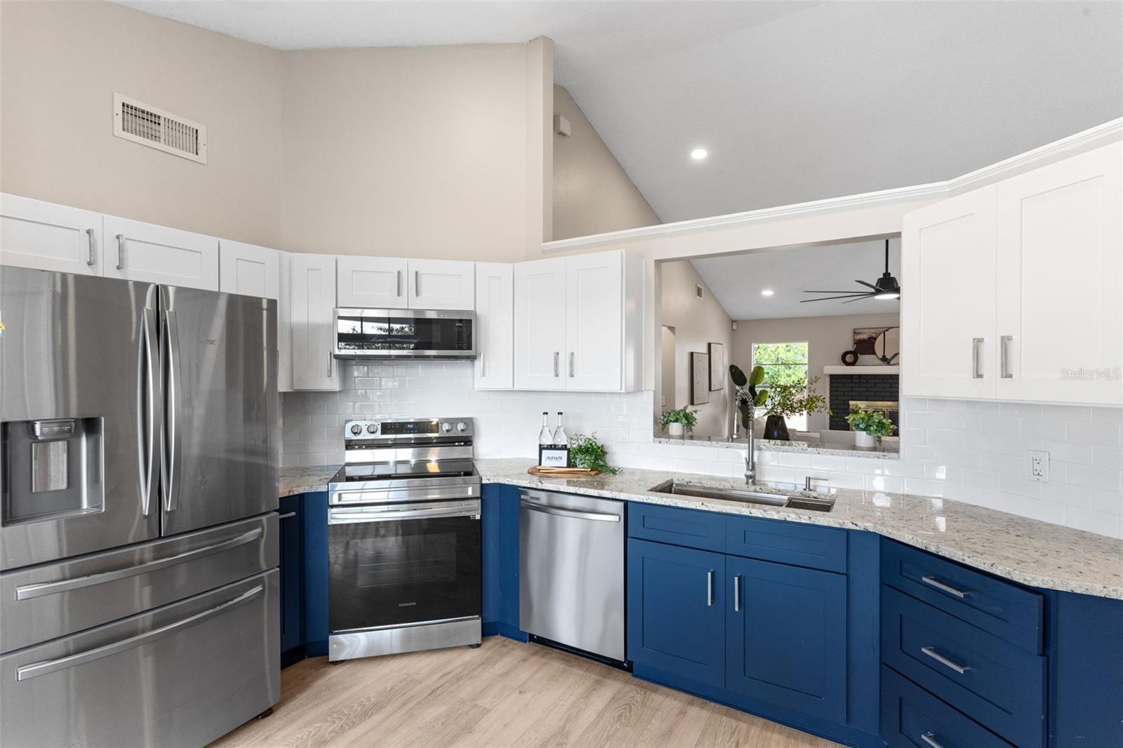 7025 HIAWASSEE OAK DR, ORLANDO, FL, 32818