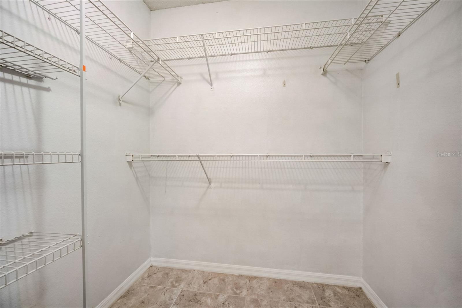 927 CAMBRIDGE CT, KISSIMMEE, FL, 34758