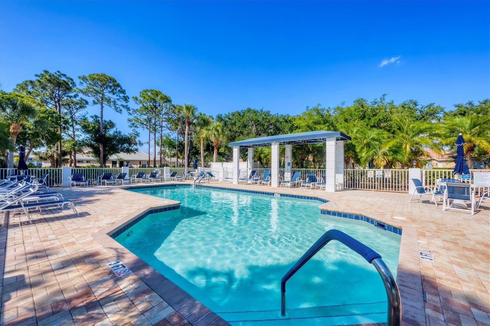 819 MONTROSE DR #102, VENICE, FL, 34293