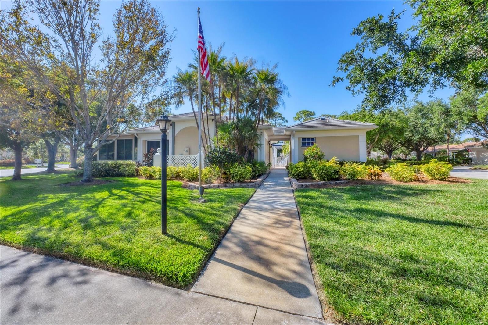 819 MONTROSE DR #102, VENICE, FL, 34293
