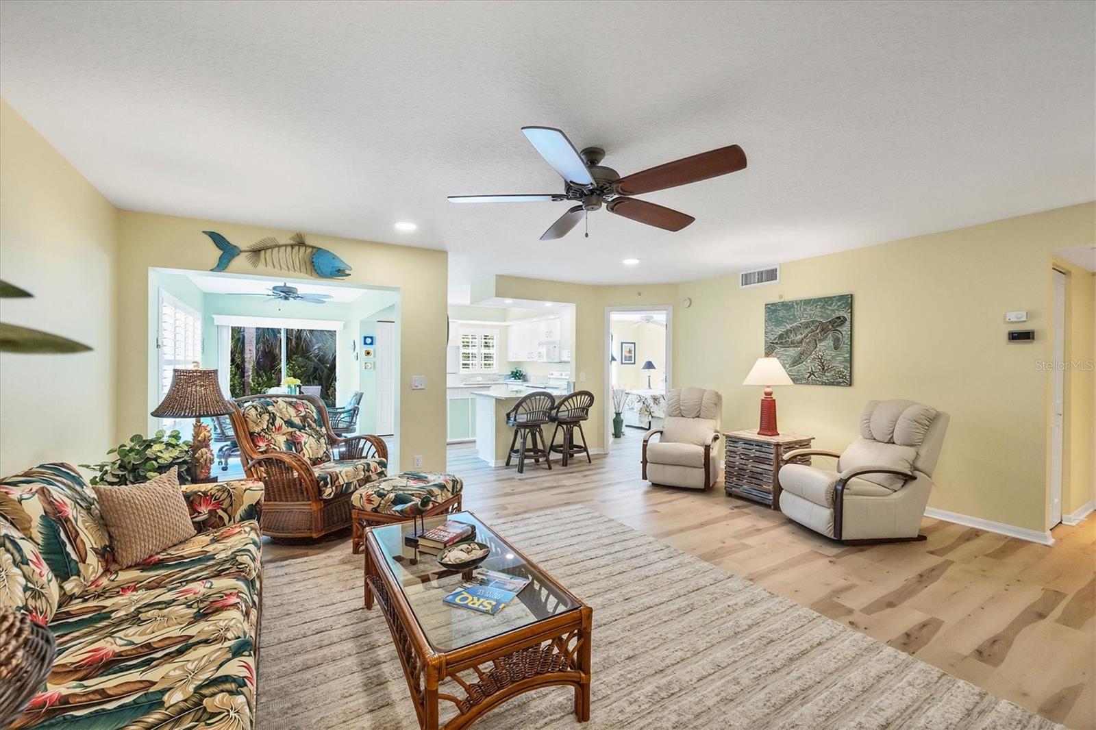 819 MONTROSE DR #102, VENICE, FL, 34293