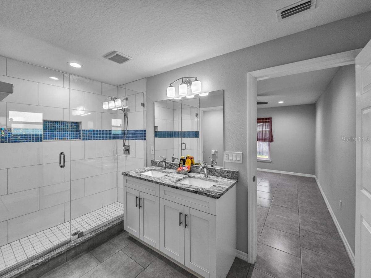 8014 N 13TH ST, TAMPA, FL, 33604