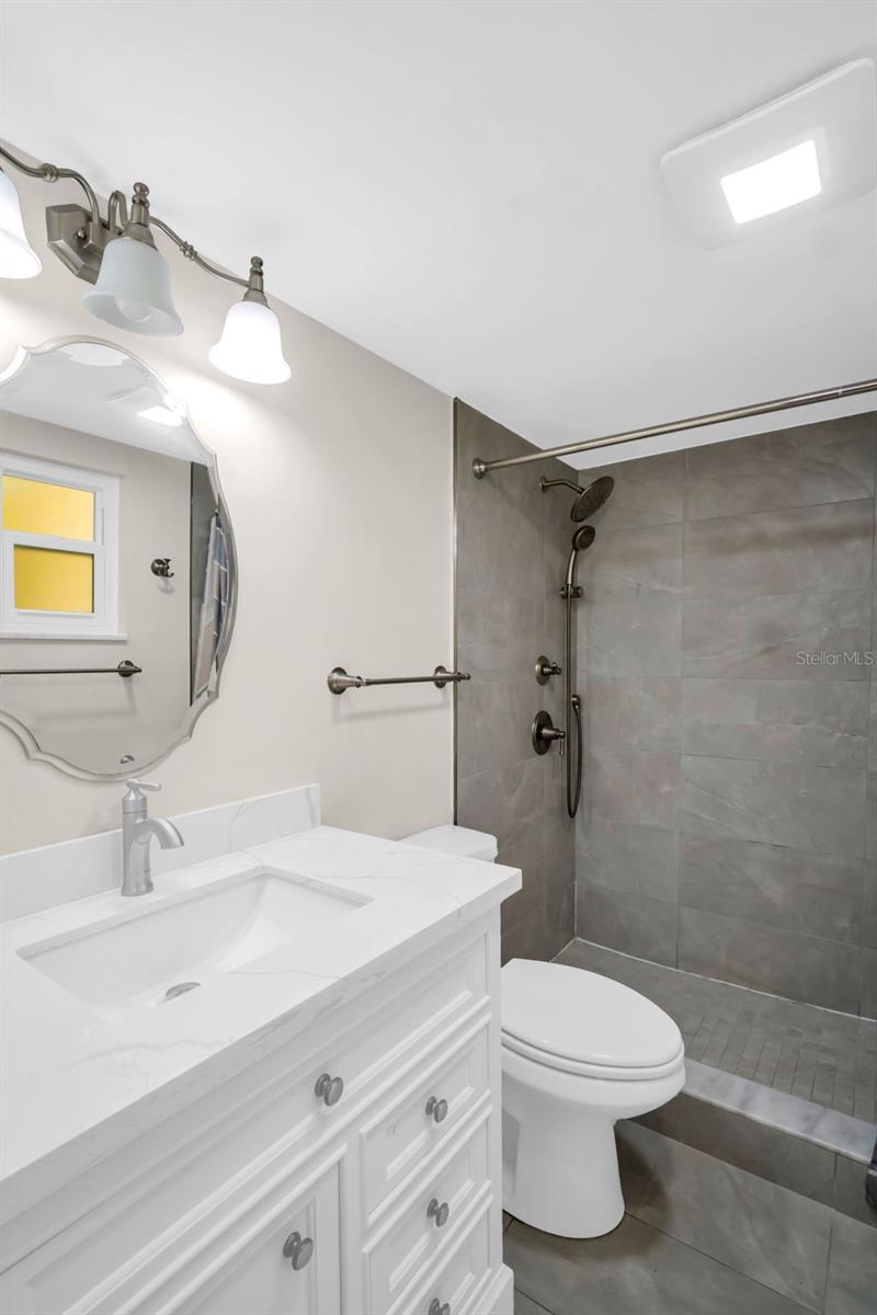 4725 COVE CIR #601, ST PETERSBURG, FL, 33708