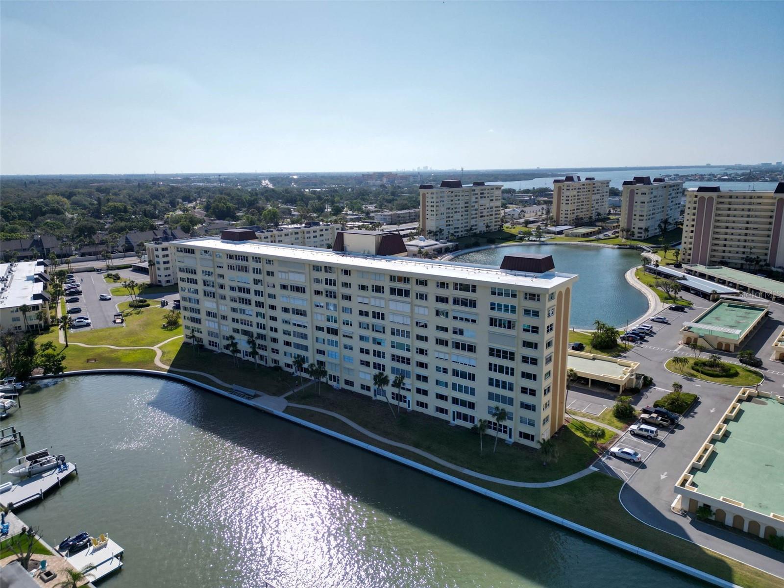 4725 COVE CIR #601, ST PETERSBURG, FL, 33708