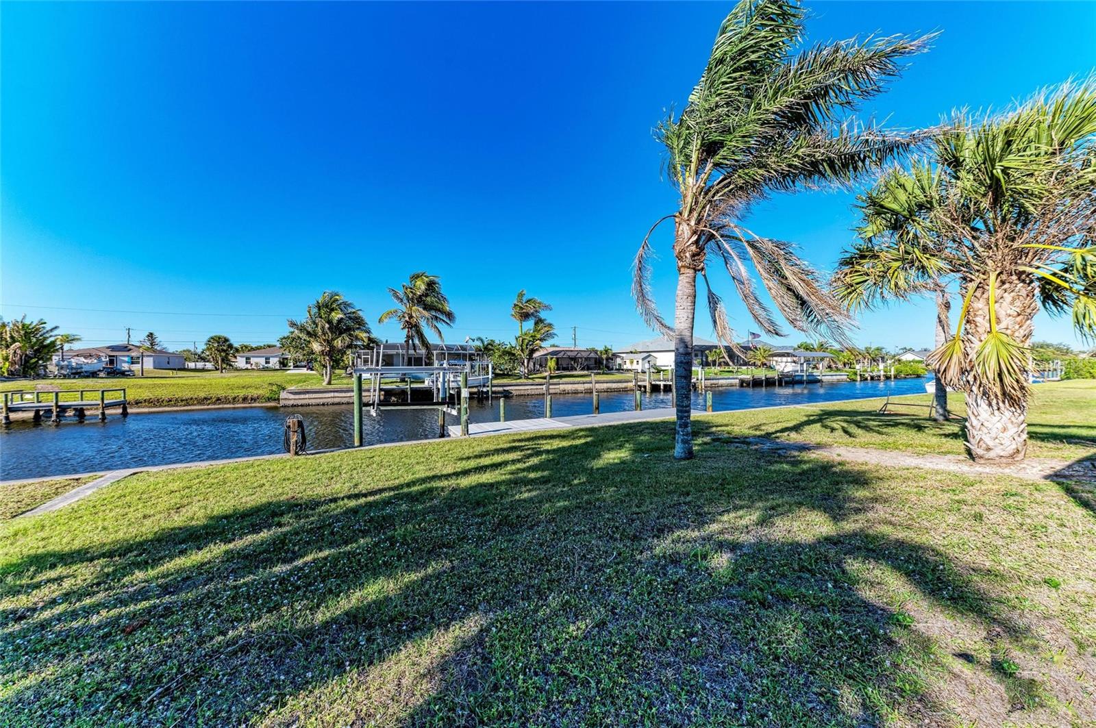 18082 EAU GALLIE CIR S, PORT CHARLOTTE, FL, 33948