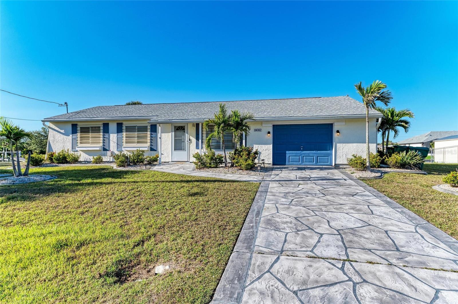 18082 EAU GALLIE CIR S, PORT CHARLOTTE, FL, 33948