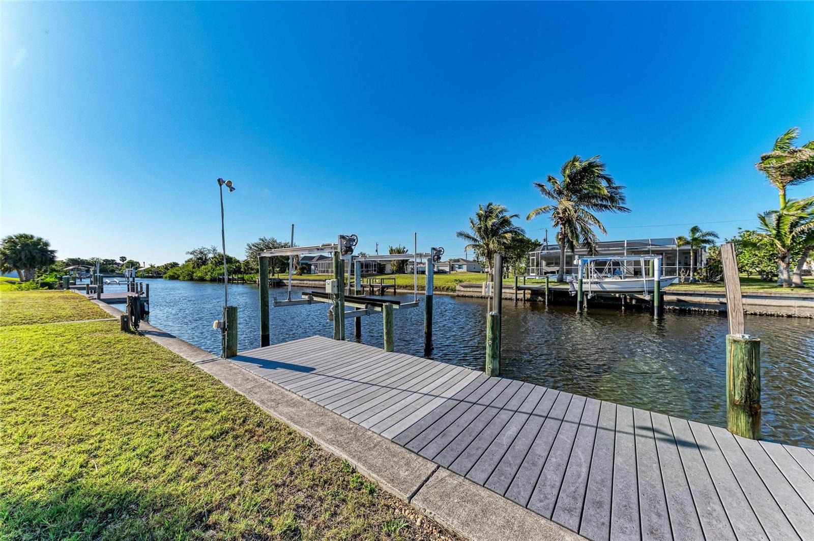 18082 EAU GALLIE CIR S, PORT CHARLOTTE, FL, 33948