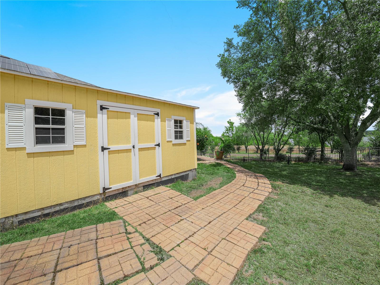 147 BROOKSHIRE DR, LAKE WALES, FL, 33898