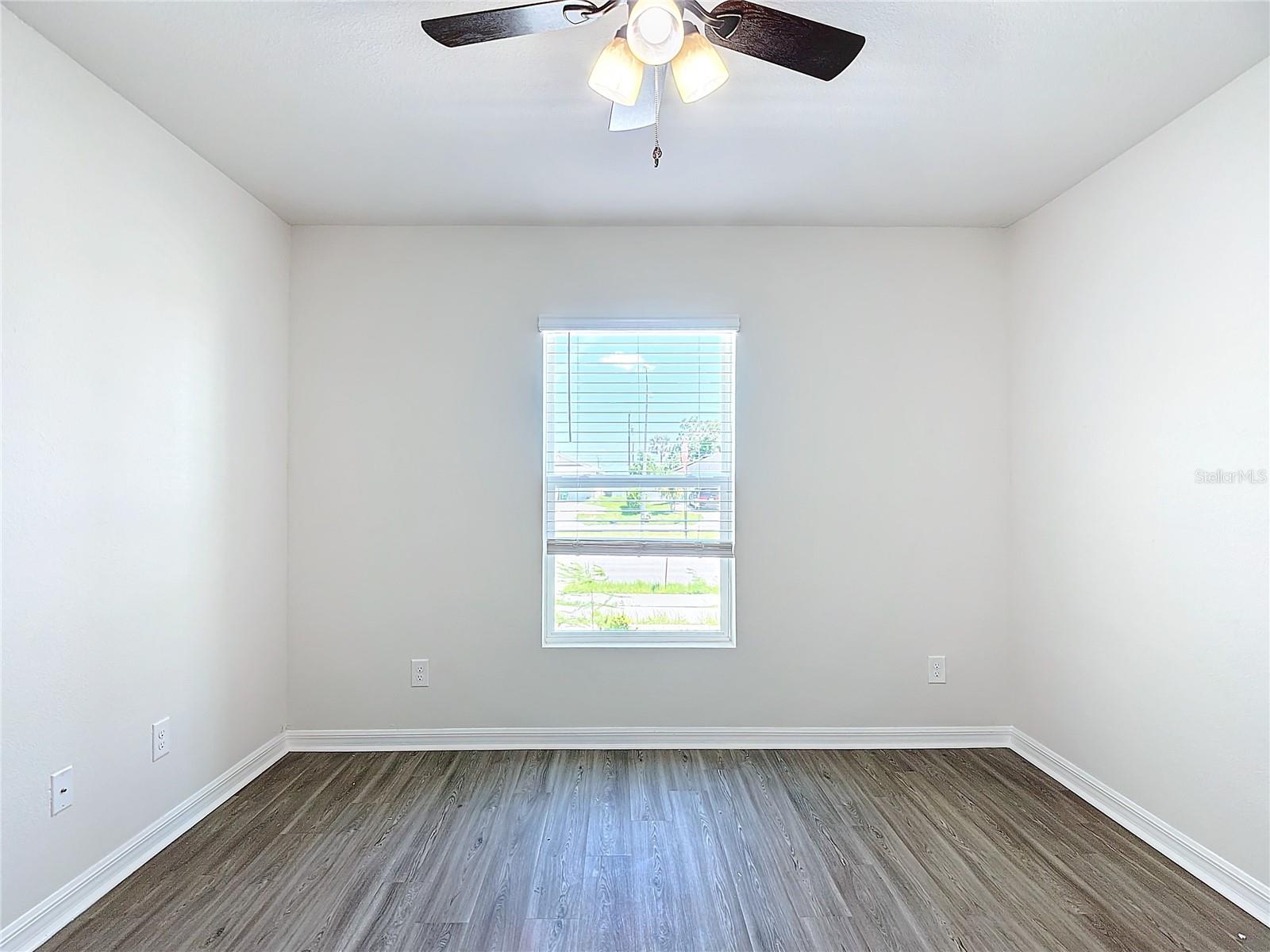 22 TROPICANA PKWY W, CAPE CORAL, FL, 33993