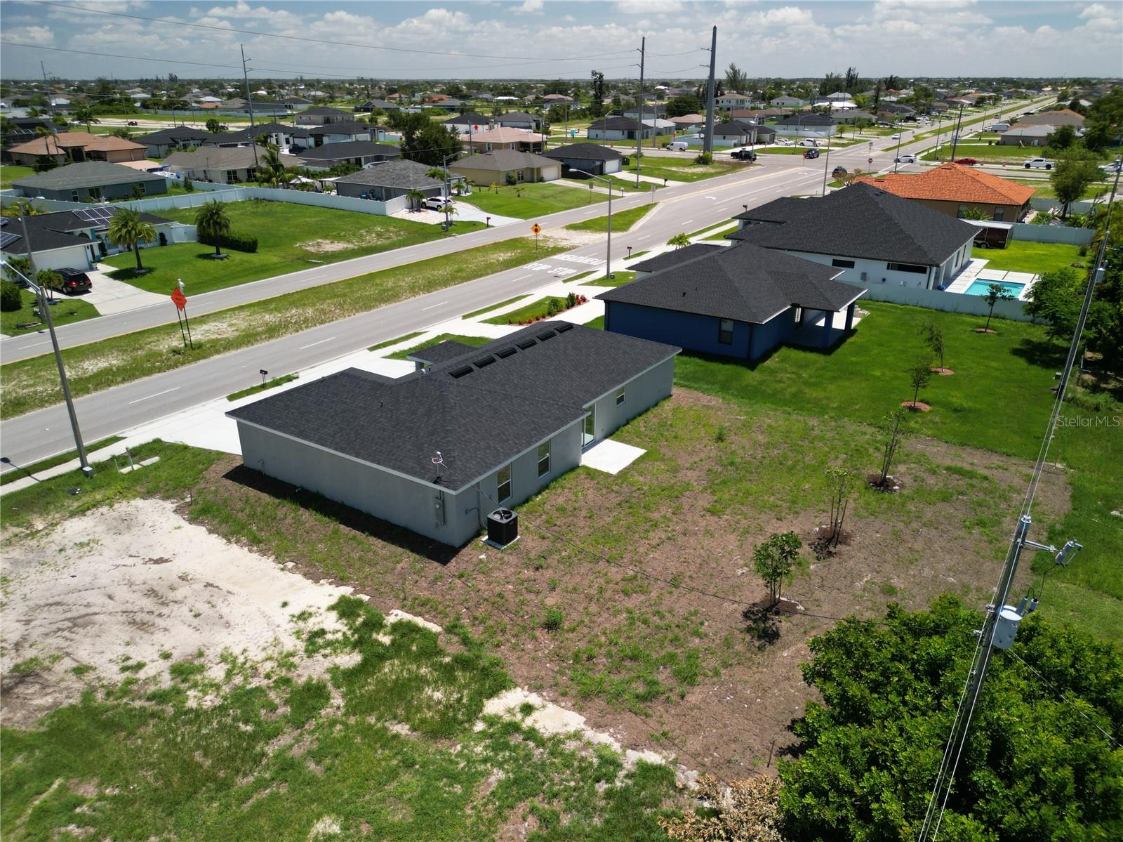 22 TROPICANA PKWY W, CAPE CORAL, FL, 33993