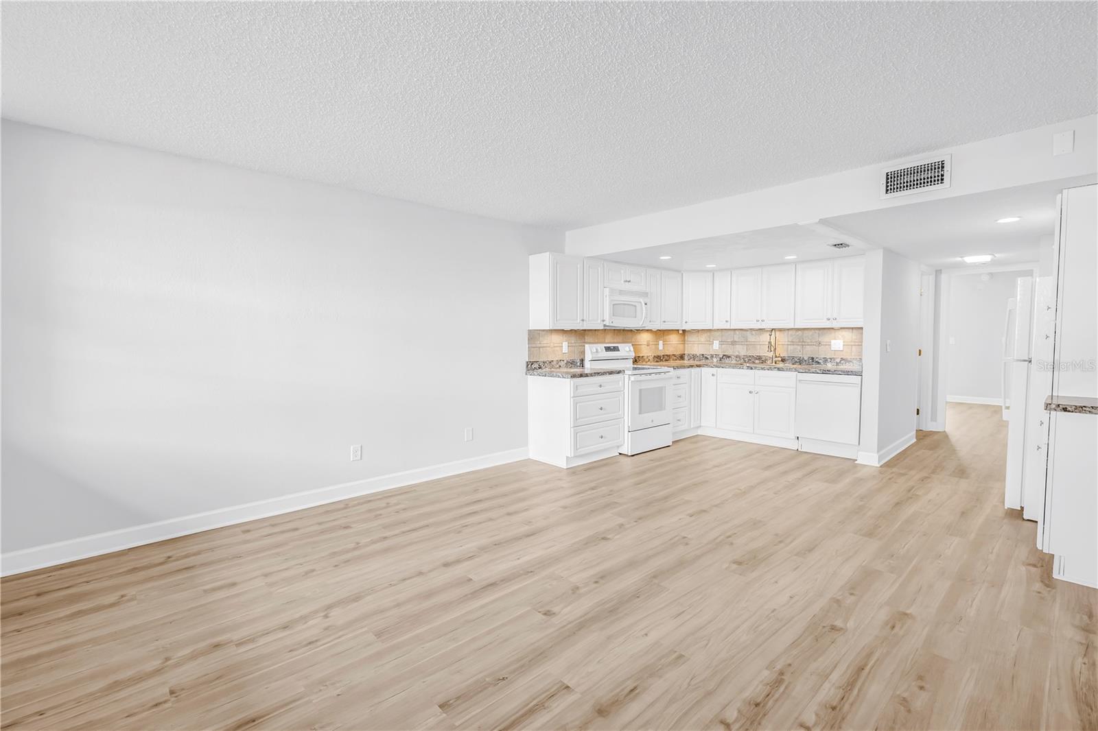 7625 SUN ISLAND DR S #106, SOUTH PASADENA, FL, 33707