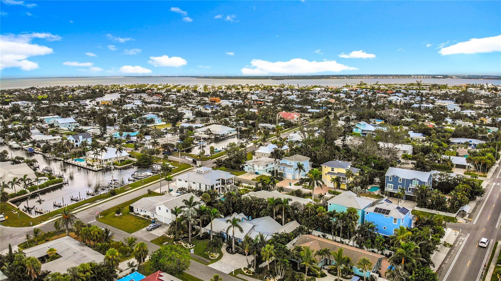 403 75TH ST, HOLMES BEACH, FL, 34217