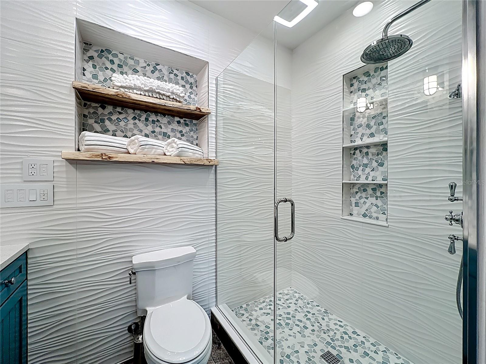 403 75TH ST, HOLMES BEACH, FL, 34217