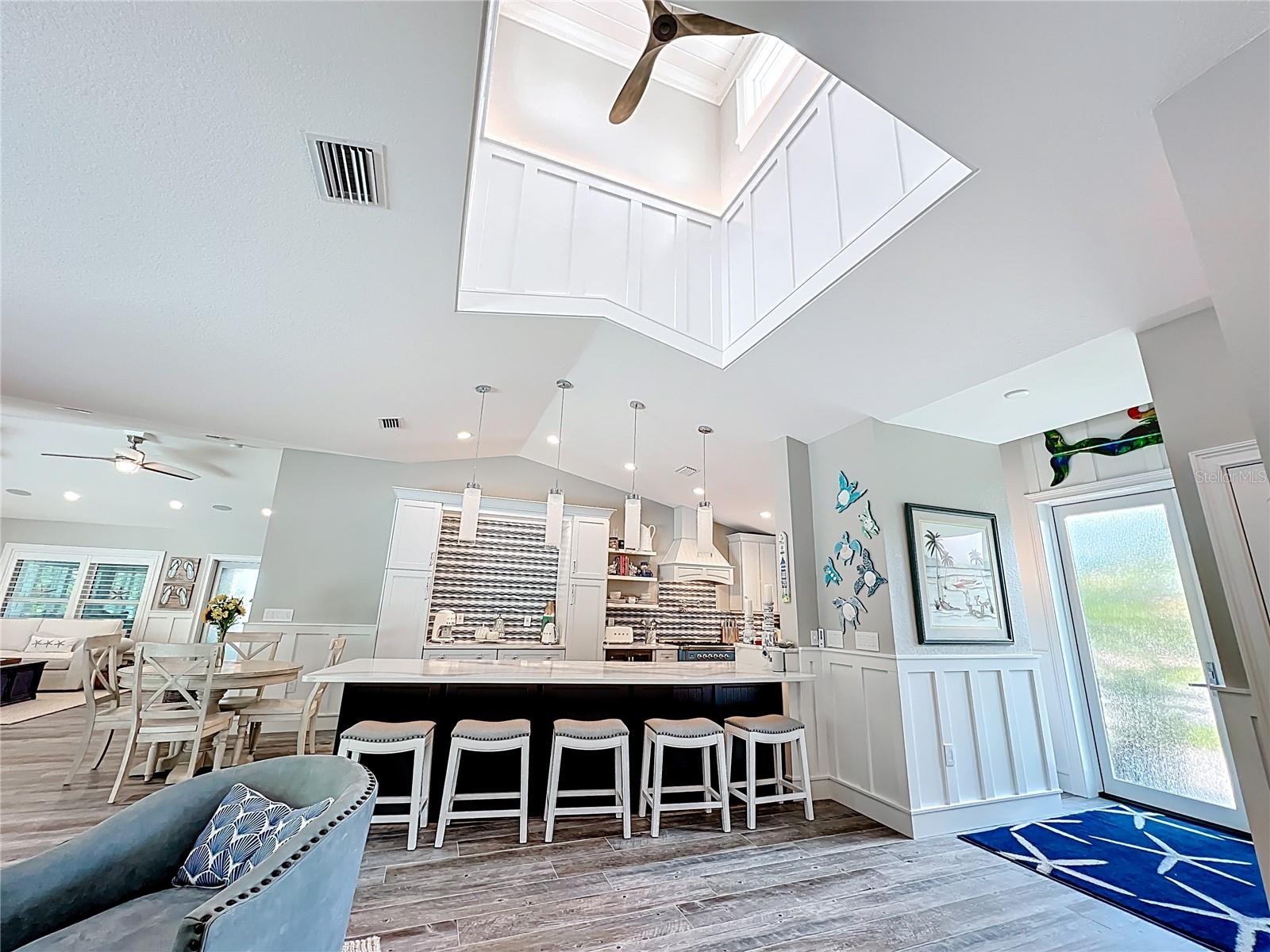 403 75TH ST, HOLMES BEACH, FL, 34217