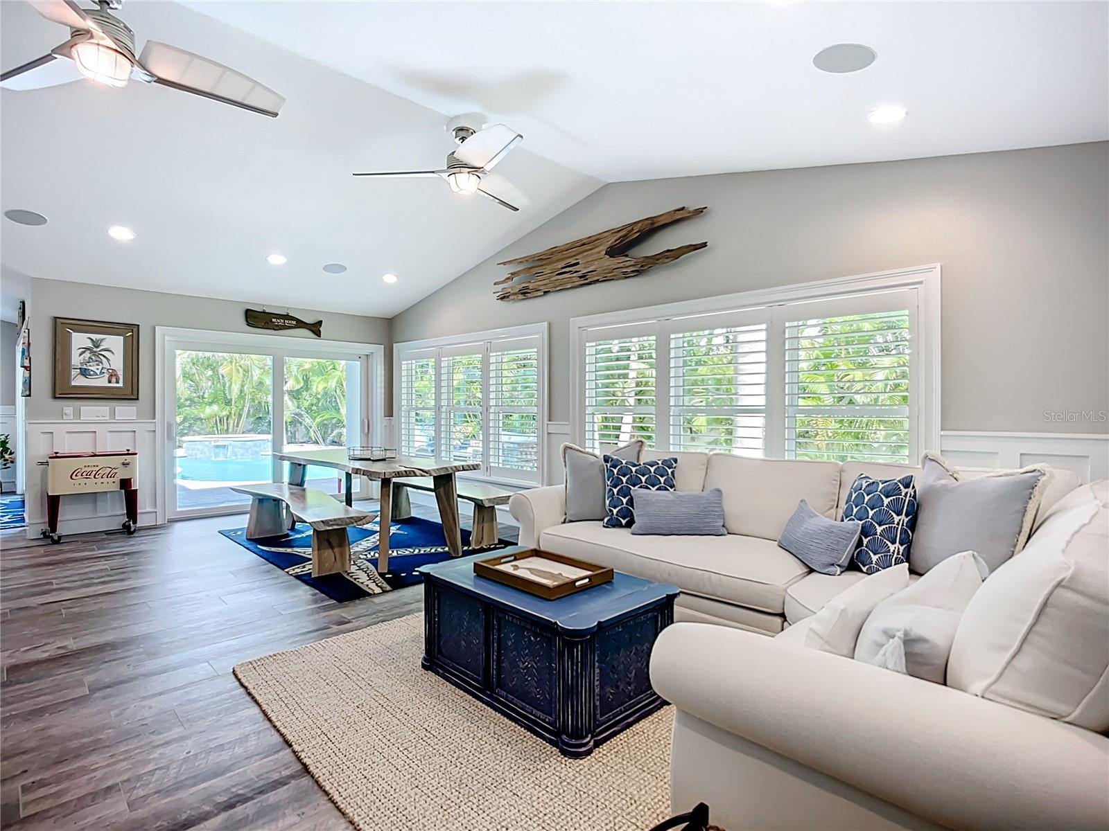 403 75TH ST, HOLMES BEACH, FL, 34217