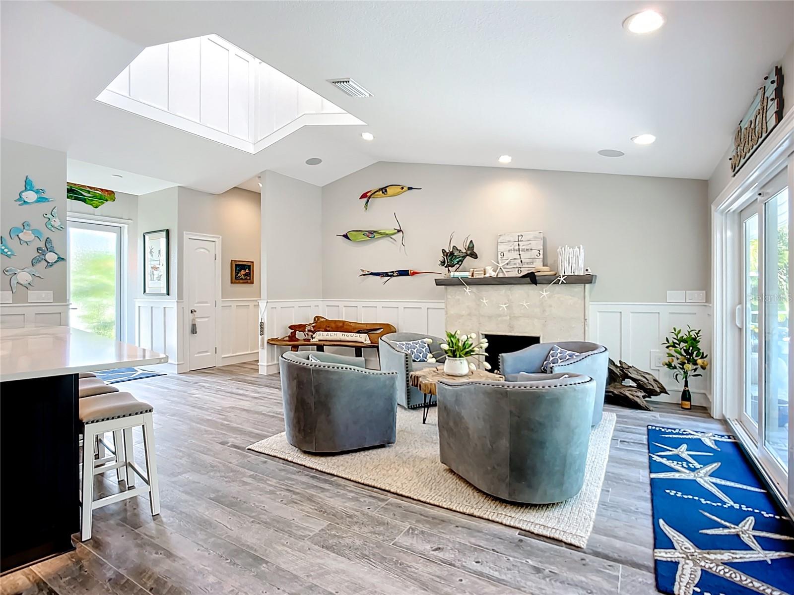 403 75TH ST, HOLMES BEACH, FL, 34217