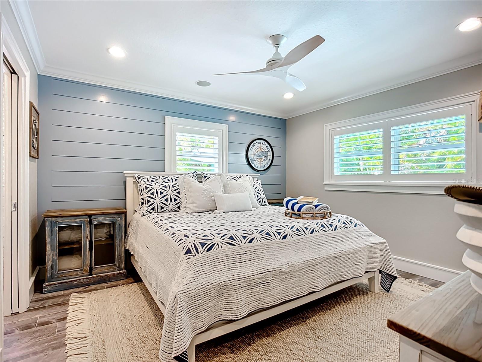 403 75TH ST, HOLMES BEACH, FL, 34217