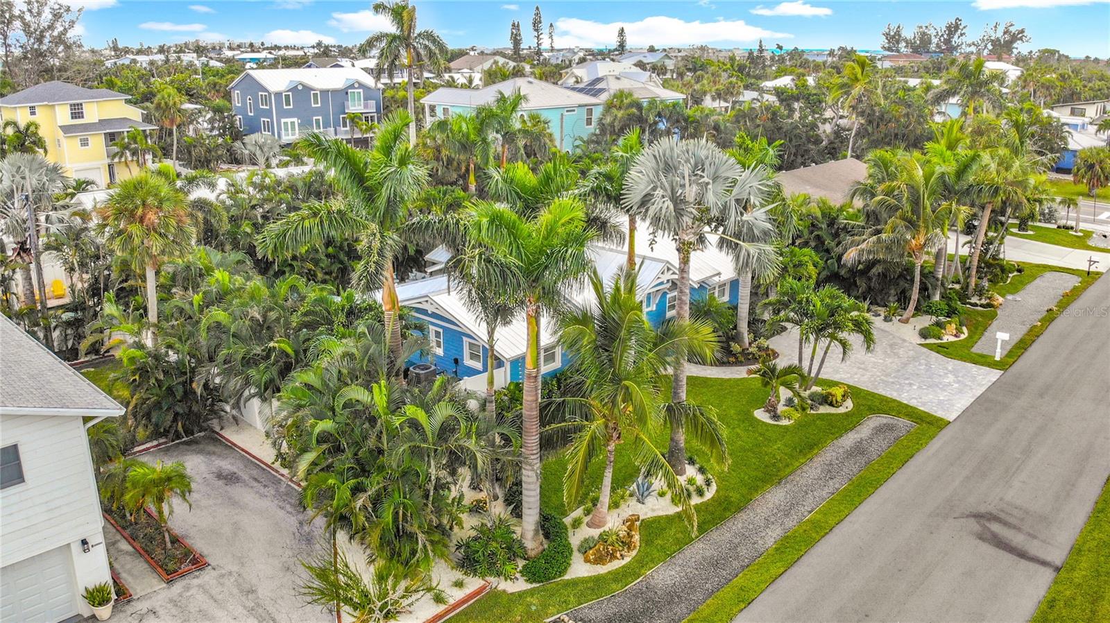 403 75TH ST, HOLMES BEACH, FL, 34217