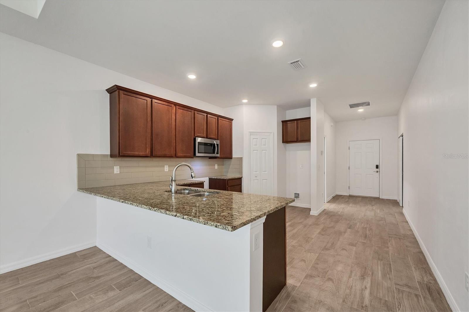 118 BOXWOOD LN, ROTONDA WEST, FL, 33947