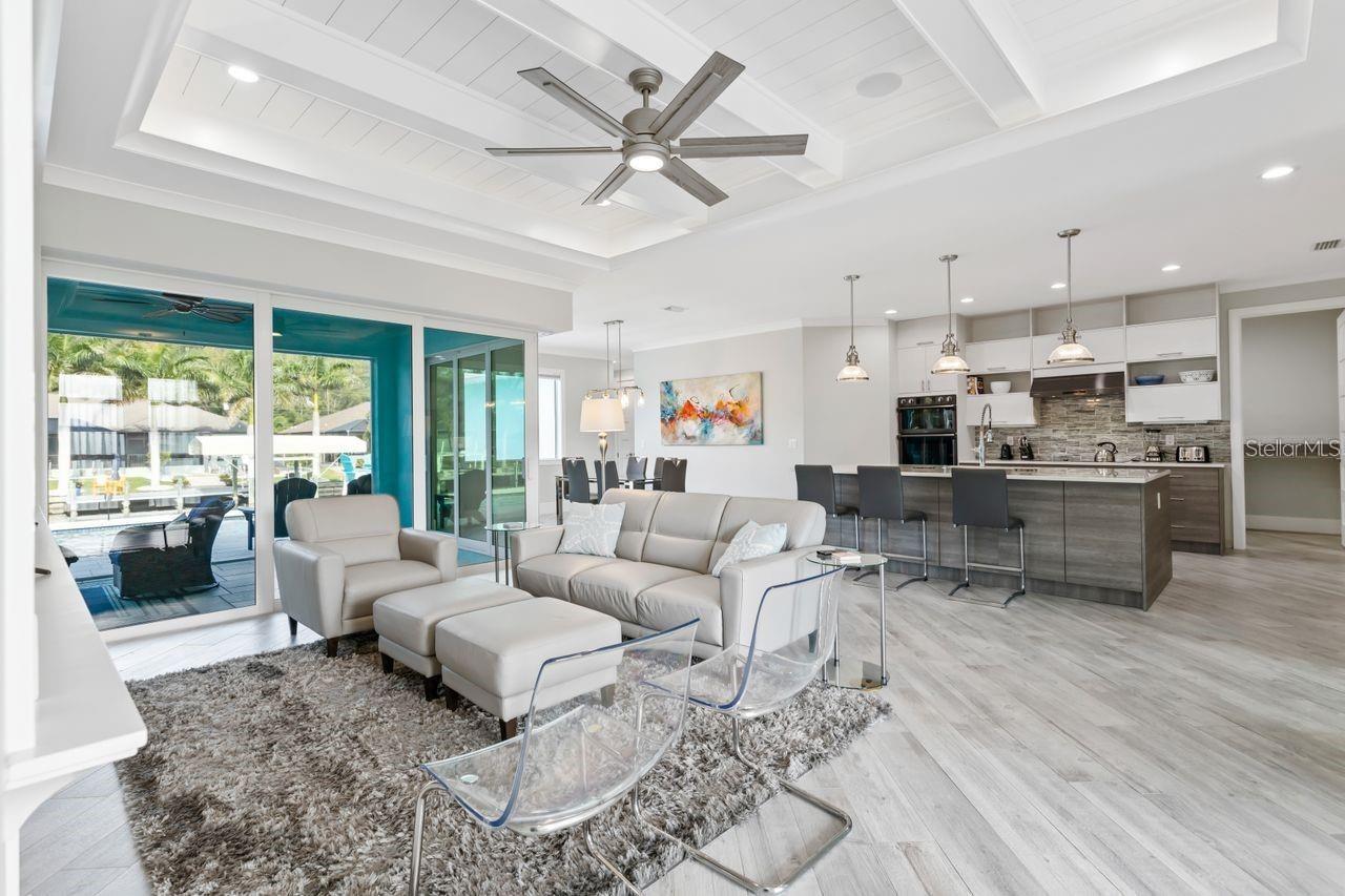 8084 BURWELL CIR, PORT CHARLOTTE, FL, 33981