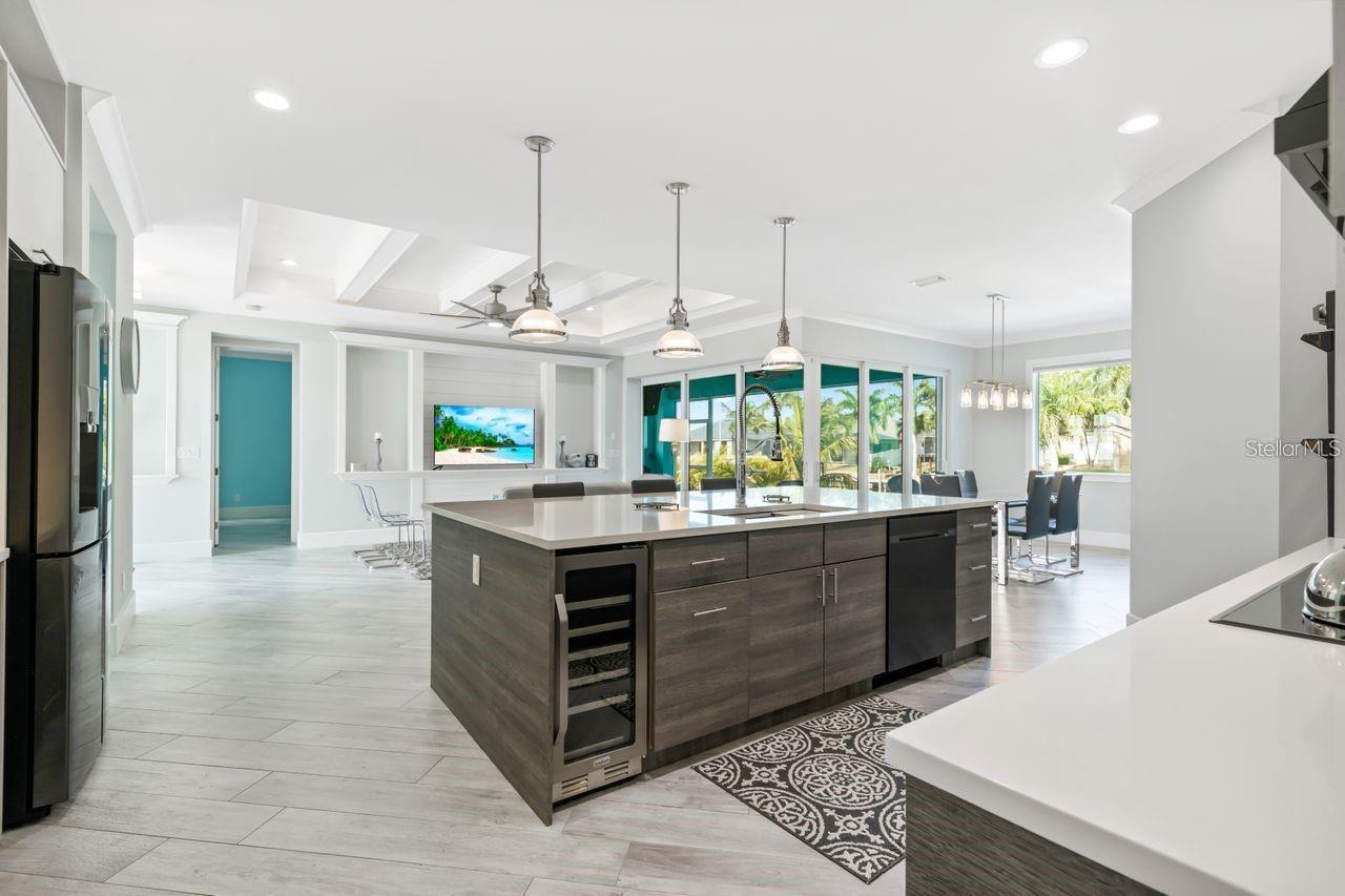 8084 BURWELL CIR, PORT CHARLOTTE, FL, 33981