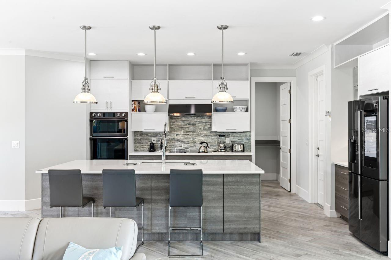 8084 BURWELL CIR, PORT CHARLOTTE, FL, 33981