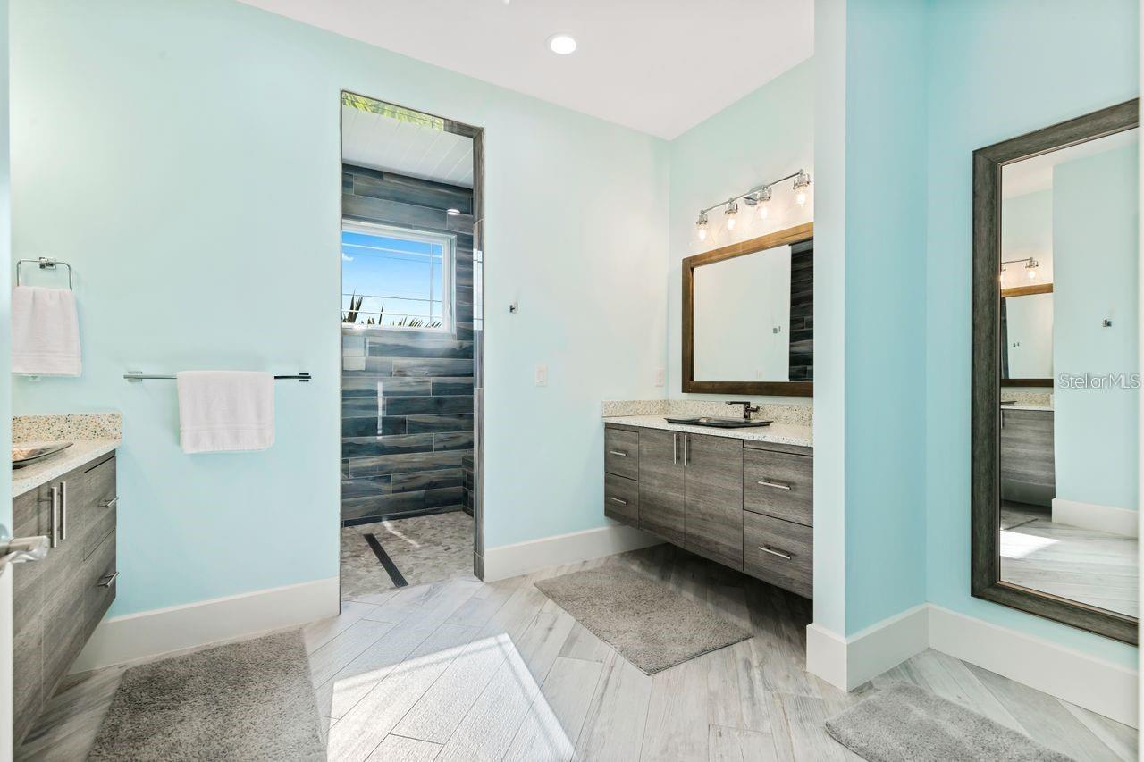 8084 BURWELL CIR, PORT CHARLOTTE, FL, 33981