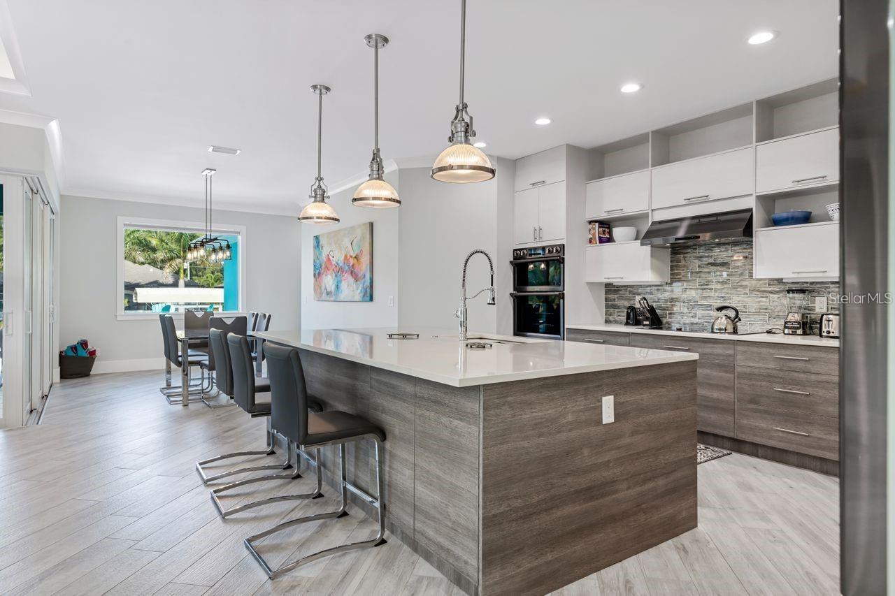 8084 BURWELL CIR, PORT CHARLOTTE, FL, 33981