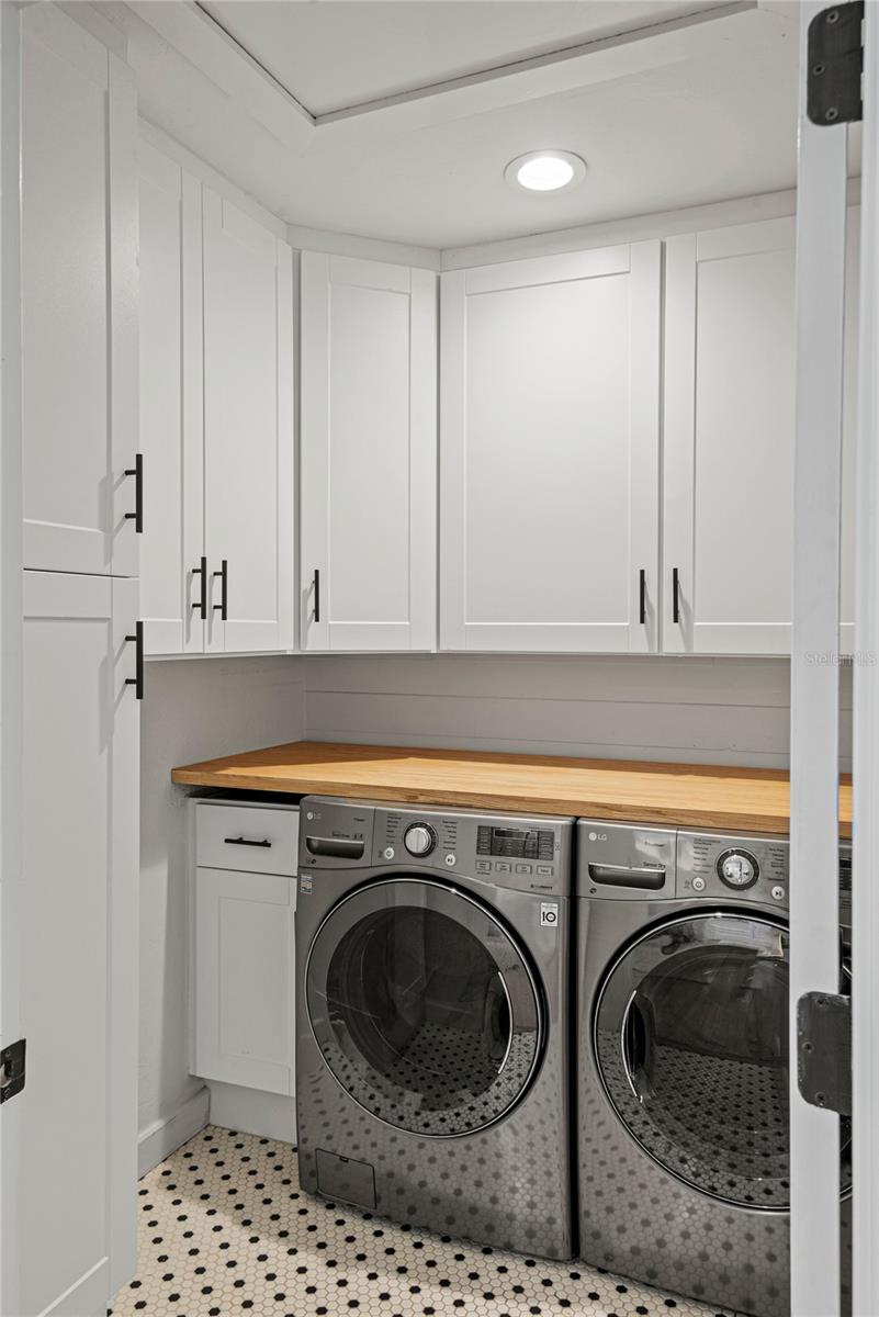 1207 W NEW HAMPSHIRE ST, ORLANDO, FL, 32804