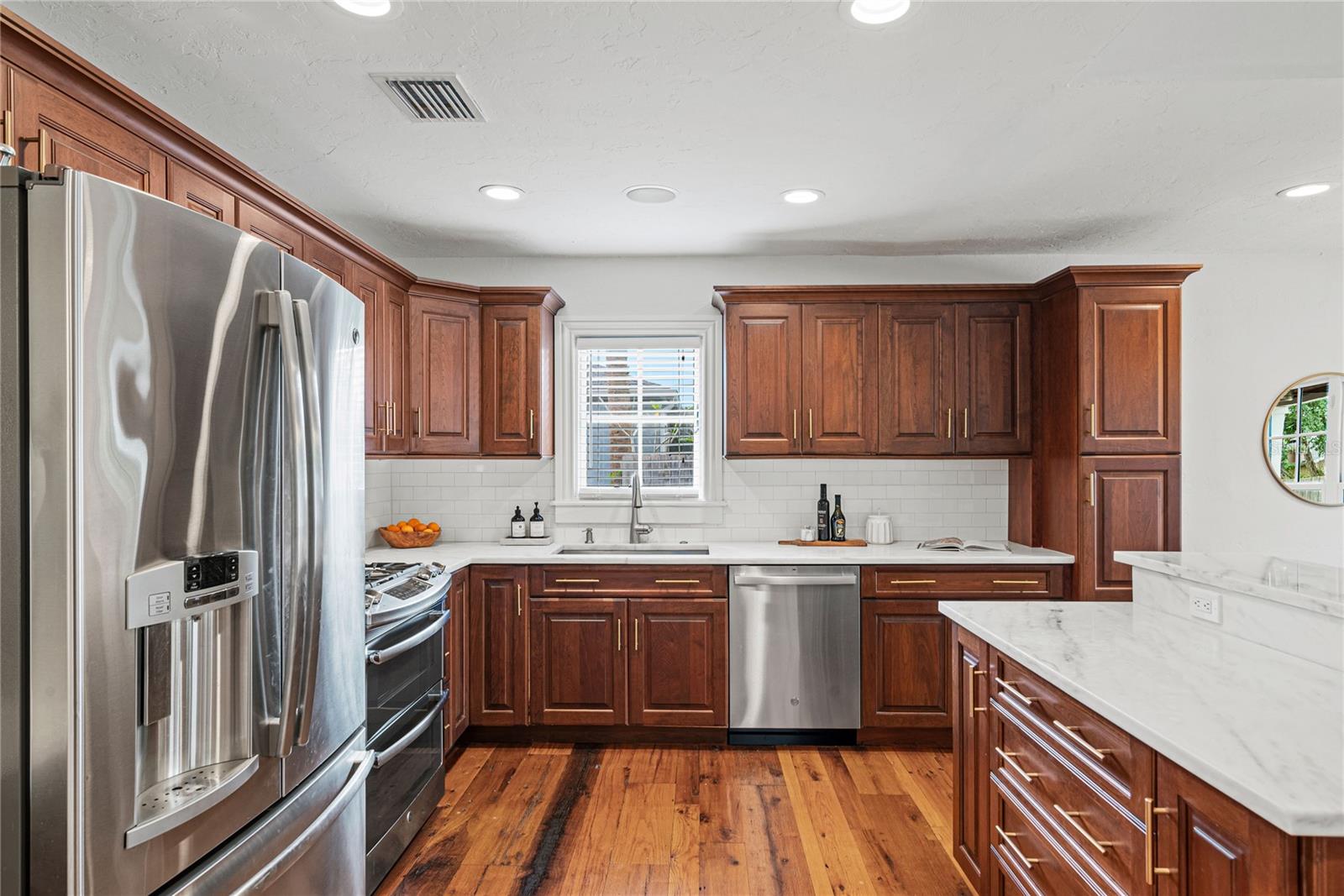 1207 W NEW HAMPSHIRE ST, ORLANDO, FL, 32804