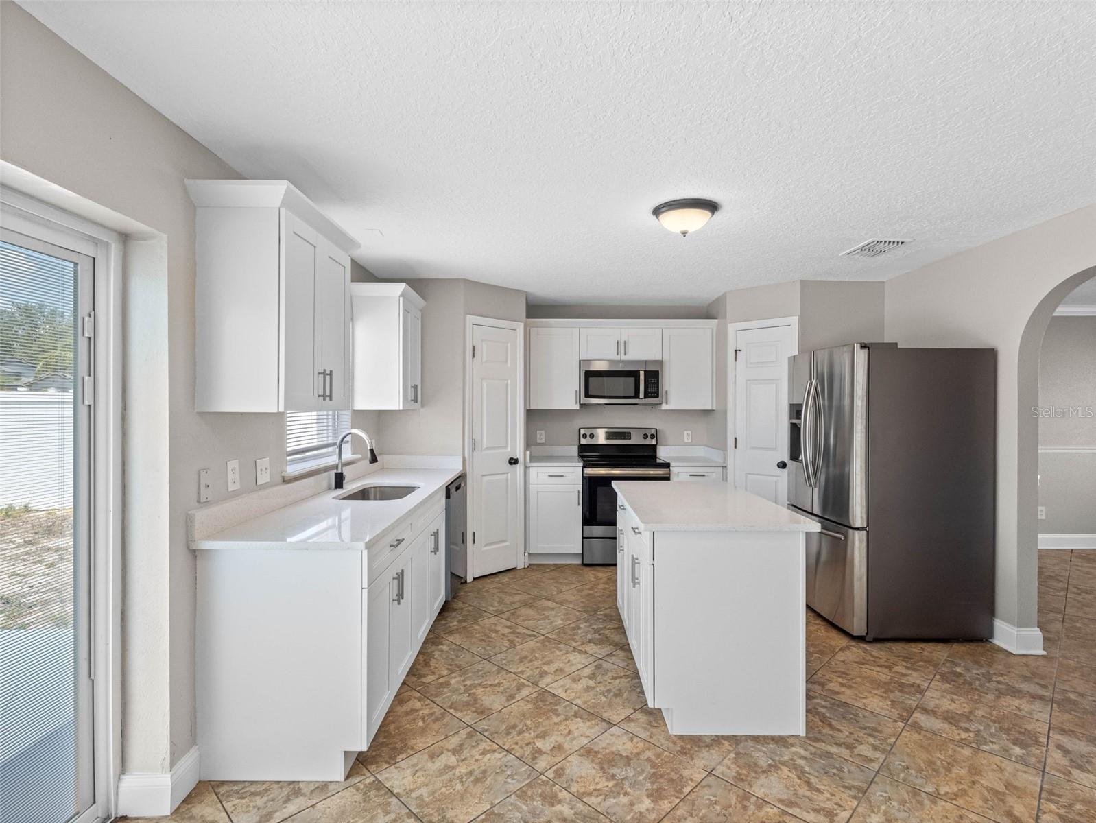 908 STALLION WAY, VALRICO, FL, 33594