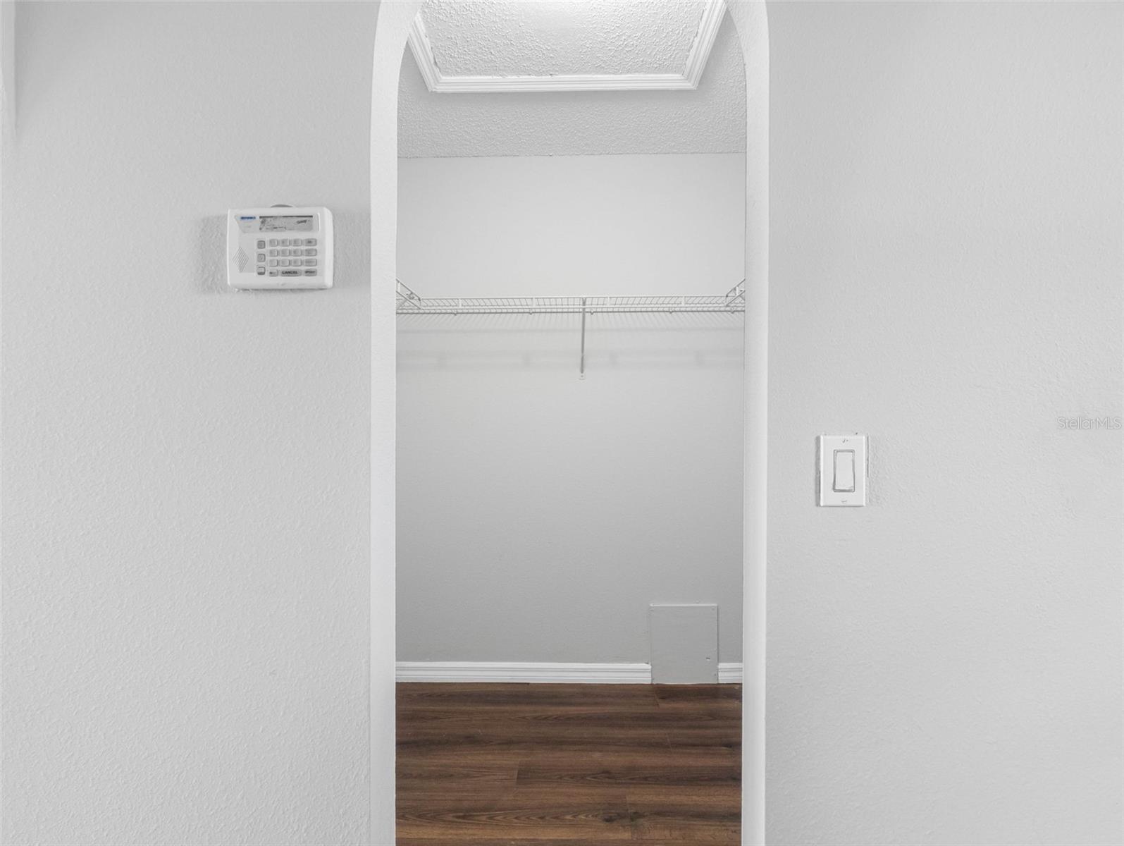 908 STALLION WAY, VALRICO, FL, 33594