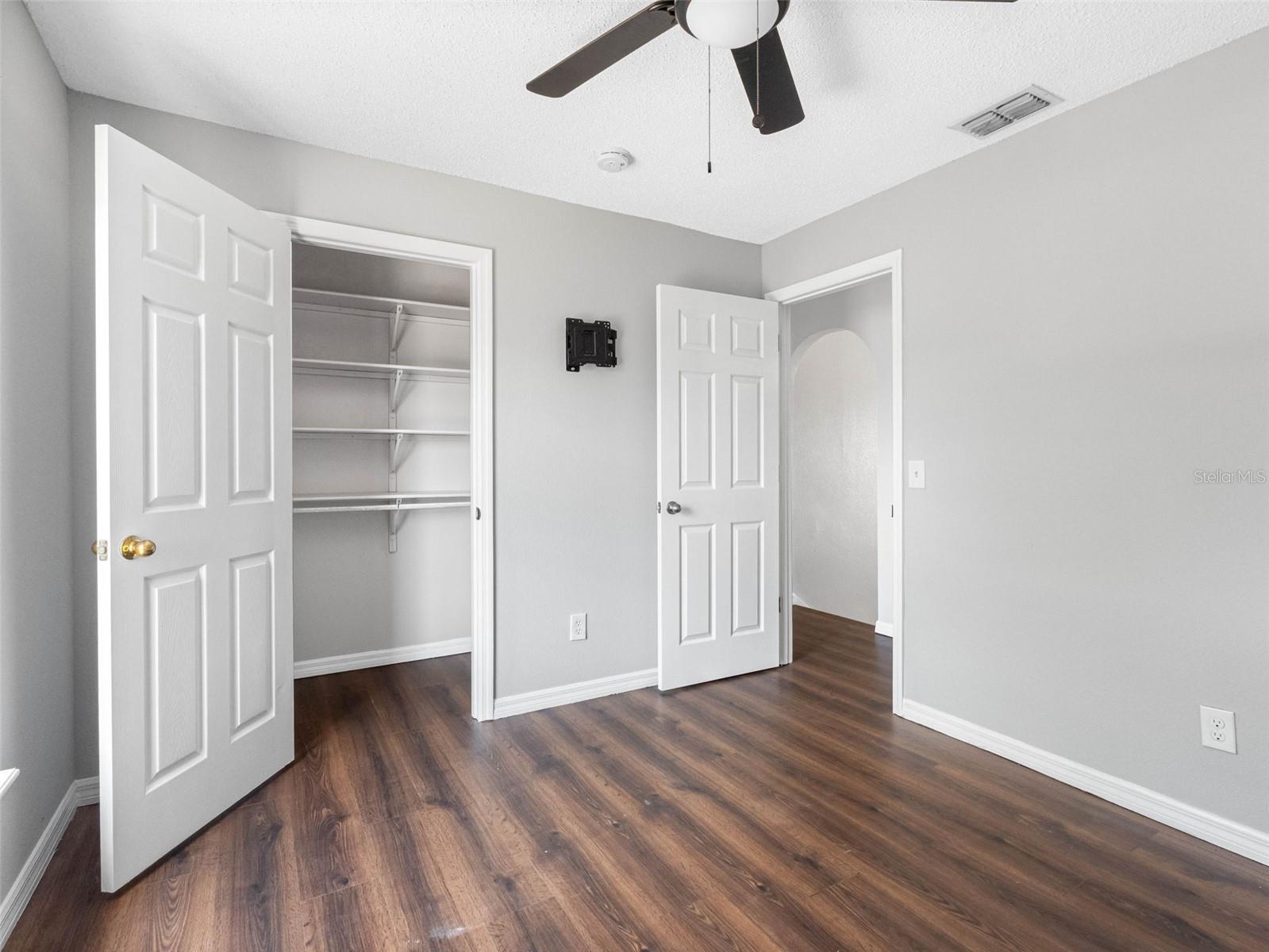 908 STALLION WAY, VALRICO, FL, 33594