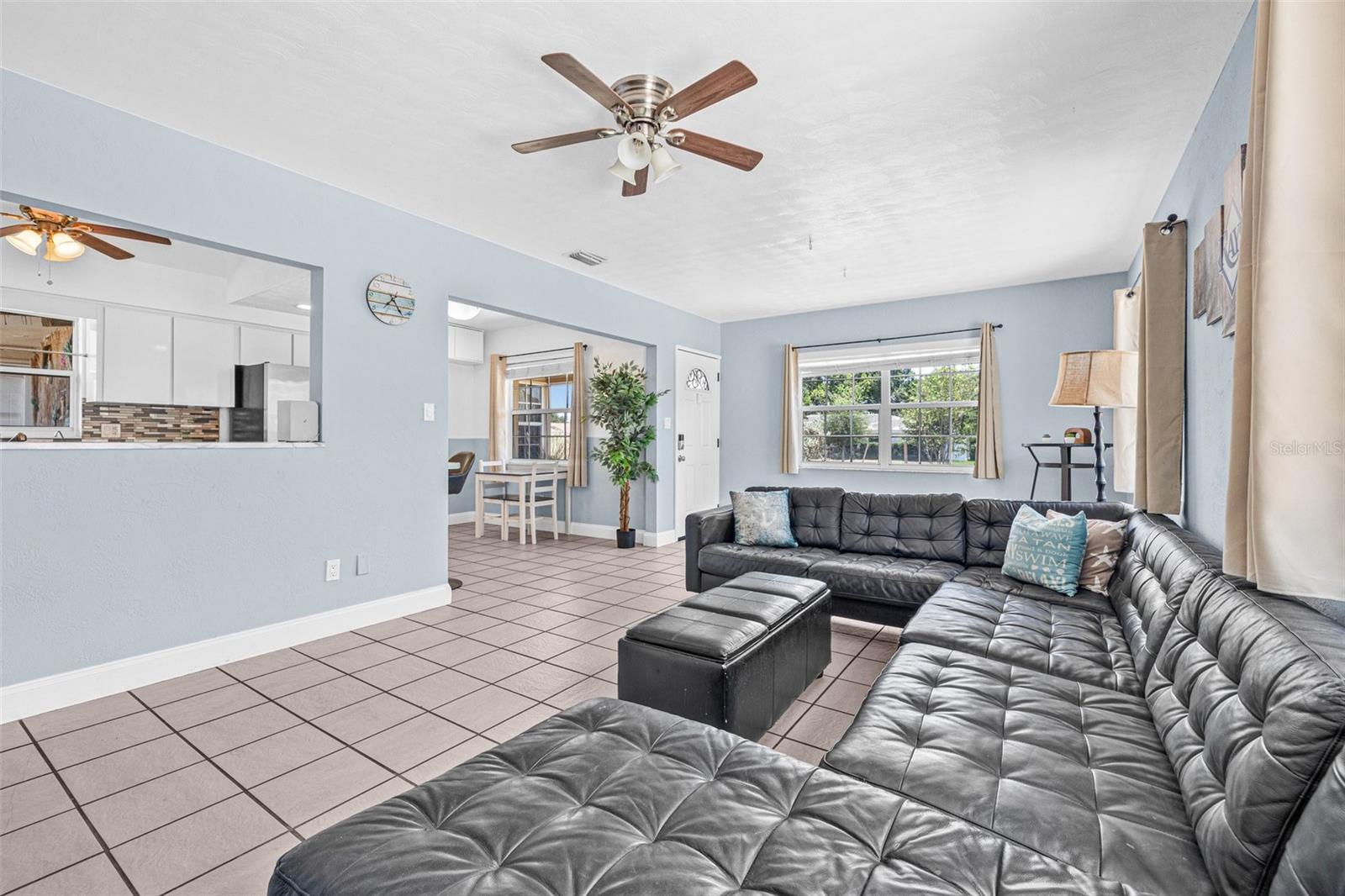 2861 PINELLAS POINT DR S, ST PETERSBURG, FL, 33712