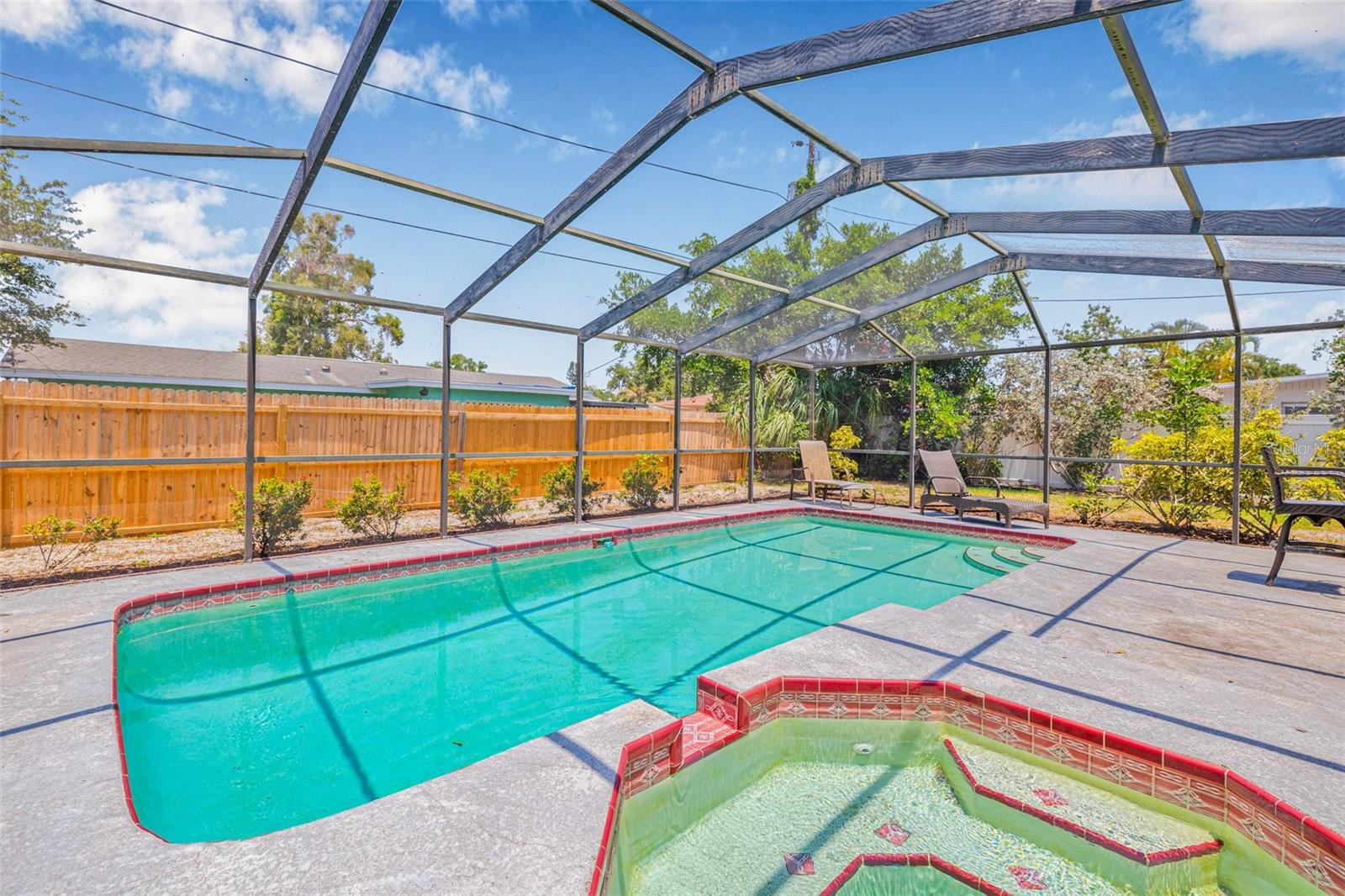 2861 PINELLAS POINT DR S, ST PETERSBURG, FL, 33712